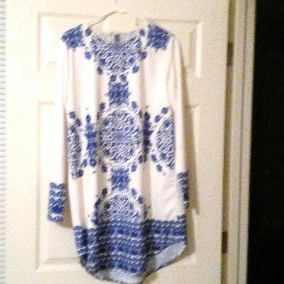 Beautiful dress - Picture 1 of 1